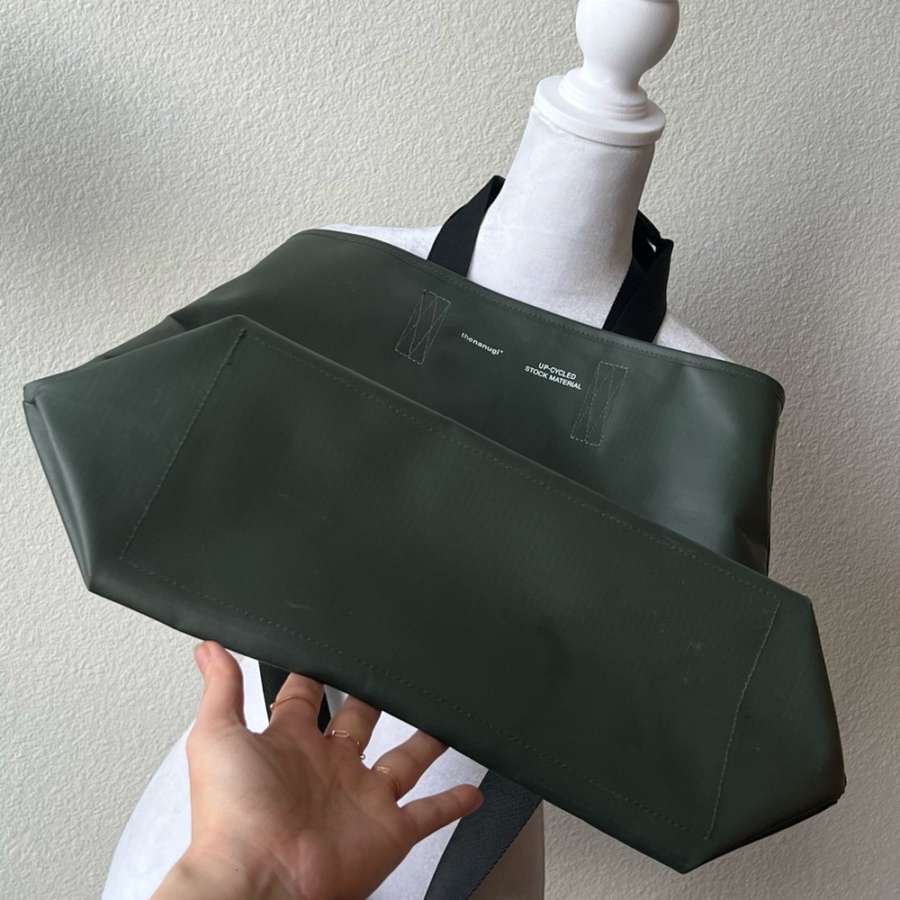 Green Tote Bag with Black Straps - Picture 11 of 14